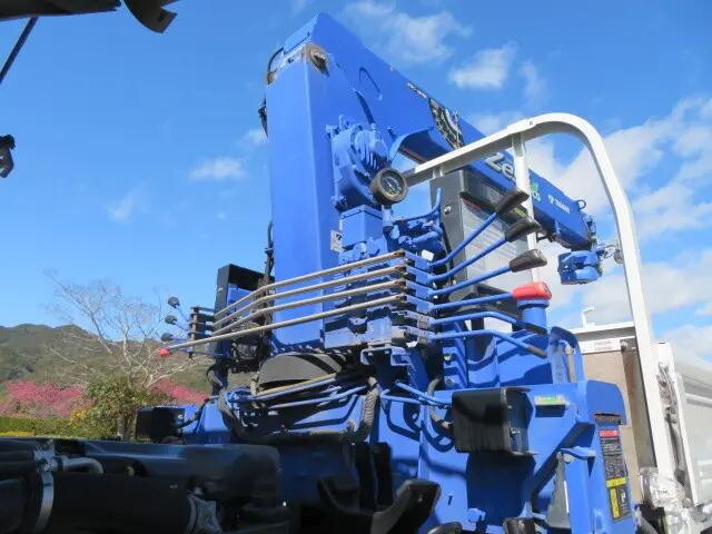 いすゞエルフクレーン3段小型（2t・3t）[写真21]