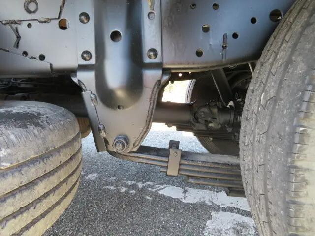 いすゞエルフクレーン3段小型（2t・3t）[写真39]