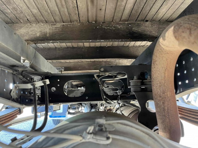 三菱ふそうキャンターアルミブロック小型（2t・3t）[写真21]