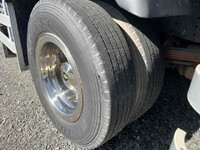 三菱ふそうキャンターアルミブロック小型（2t・3t）[写真30]