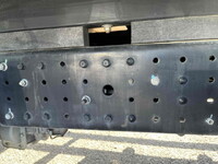 三菱ふそうキャンターアルミブロック小型（2t・3t）[写真32]