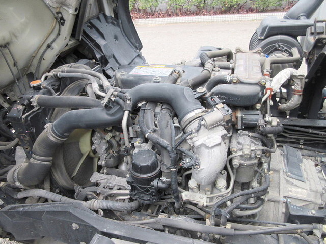 いすゞフォワードアルミウイング中型（4t）[写真26]