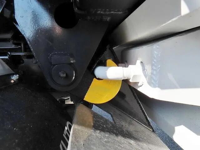 三菱ふそうキャンターパッカー車（塵芥車）小型（2t・3t）[写真37]