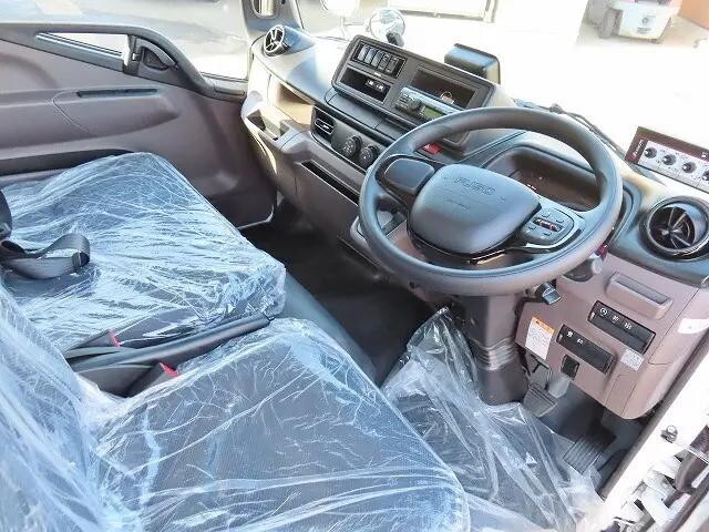 三菱ふそうキャンターパッカー車（塵芥車）小型（2t・3t）[写真08]