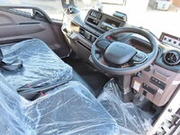 三菱ふそうキャンターパッカー車（塵芥車）小型（2t・3t）[写真09]