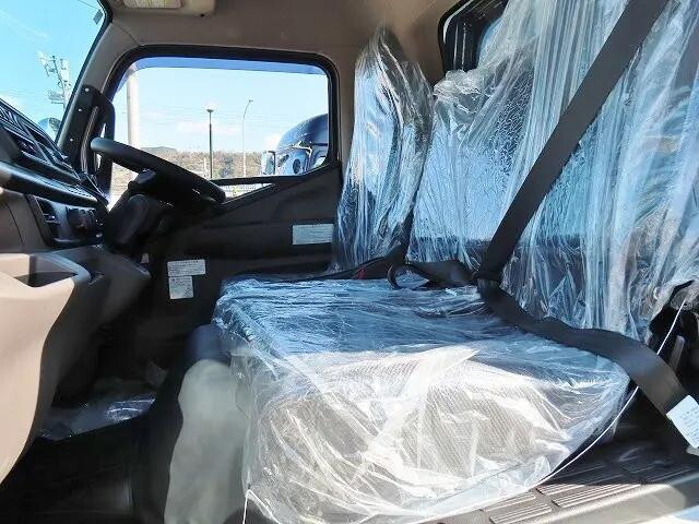 三菱ふそうキャンターパッカー車（塵芥車）小型（2t・3t）[写真09]