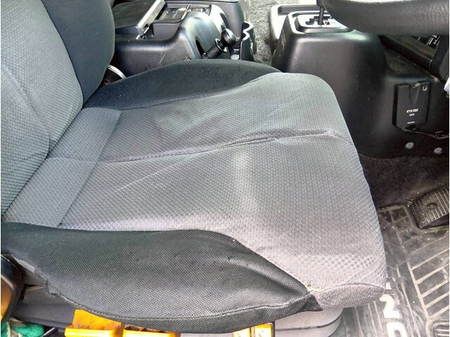 日野プロフィアアルミバン大型（10t）[写真12]