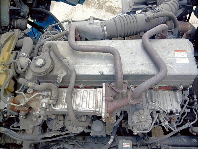 日野プロフィアアルミバン大型（10t）[写真28]