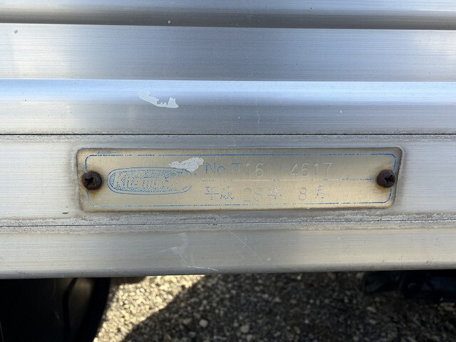 日野デュトロアルミバン小型（2t・3t）[写真25]