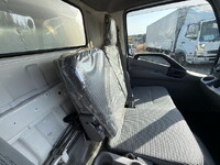 日野デュトロアルミバン小型（2t・3t）[写真37]