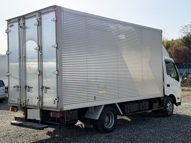 日野デュトロアルミバン小型（2t・3t）[写真04]