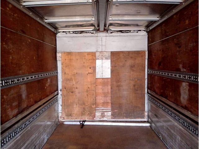 三菱ふそうスーパーグレートアルミウイング大型（10t）[写真13]