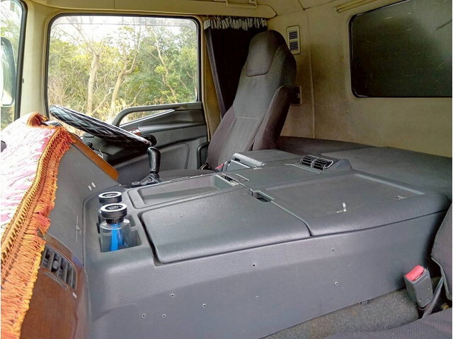 三菱ふそうスーパーグレートアルミウイング大型（10t）[写真25]