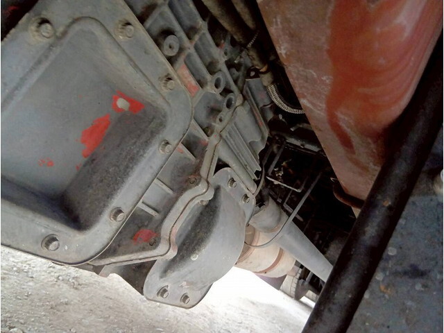 三菱ふそうスーパーグレートアルミウイング大型（10t）[写真37]