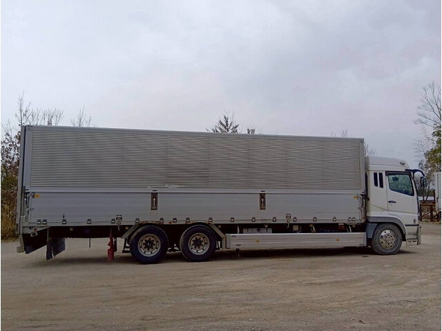 三菱ふそうスーパーグレートアルミウイング大型（10t）[写真08]