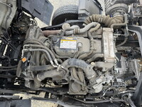 UDトラックスコンドル平ボディ中型（4t）[写真15]