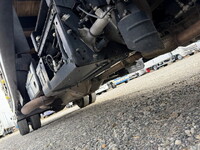 UDトラックスコンドル平ボディ中型（4t）[写真30]