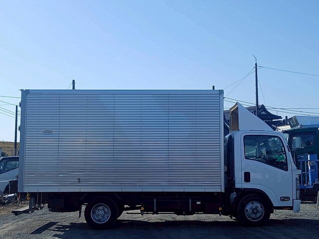 いすゞエルフアルミバン小型（2t・3t）[写真06]