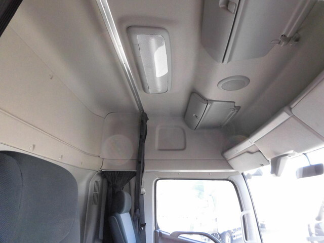 日野プロフィアトレーラーヘッド（トラクターヘッド）大型（10t）[写真19]