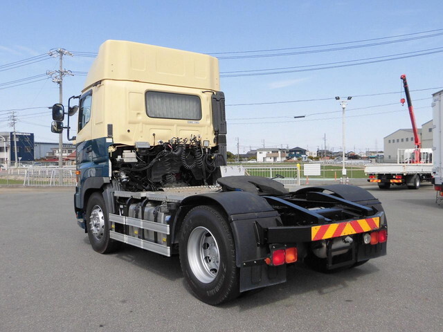 日野プロフィアトレーラーヘッド（トラクターヘッド）大型（10t）[写真02]