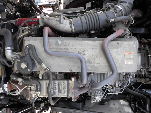 日野プロフィアトレーラーヘッド（トラクターヘッド）大型（10t）[写真25]