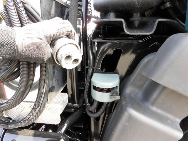 日野プロフィアトレーラーヘッド（トラクターヘッド）大型（10t）[写真30]