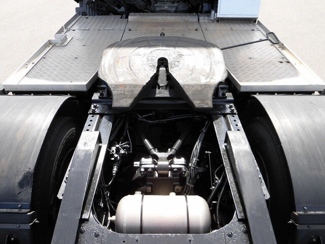 日野プロフィアトレーラーヘッド（トラクターヘッド）大型（10t）[写真07]