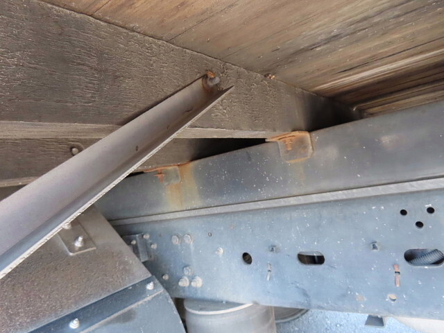 いすゞフォワードクレーン4段増トン（6t・8t）[写真28]