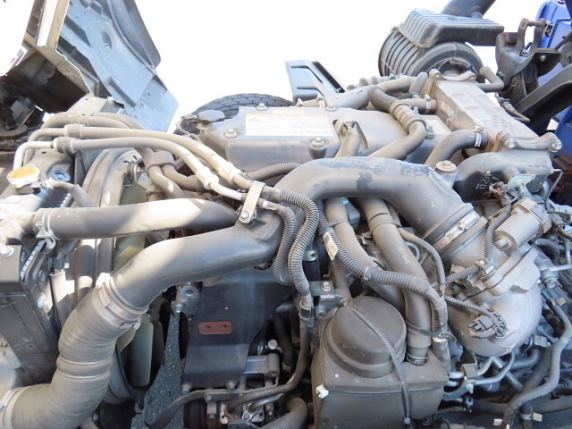 いすゞフォワードクレーン4段増トン（6t・8t）[写真32]