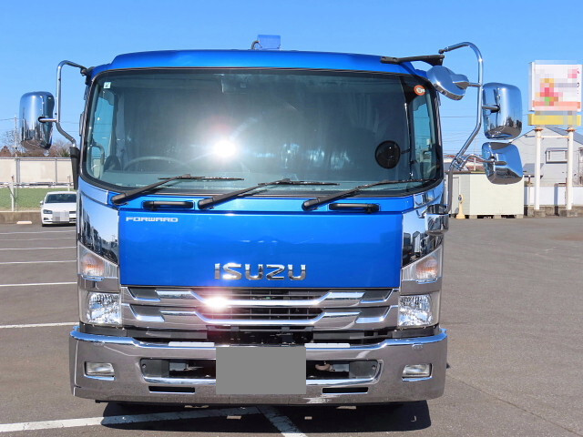 いすゞフォワードクレーン4段増トン（6t・8t）[写真04]