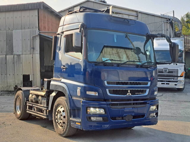 三菱ふそうスーパーグレートトレーラーヘッド（トラクターヘッド）2017年(平成29年)QPG-FP64VDR