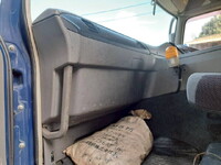 三菱ふそうスーパーグレートトレーラーヘッド（トラクターヘッド）大型（10t）[写真11]