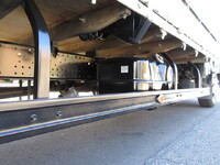 いすゞエルフカーテン車小型（2t・3t）[写真39]