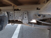 いすゞエルフ平ボディ小型（2t・3t）[写真12]