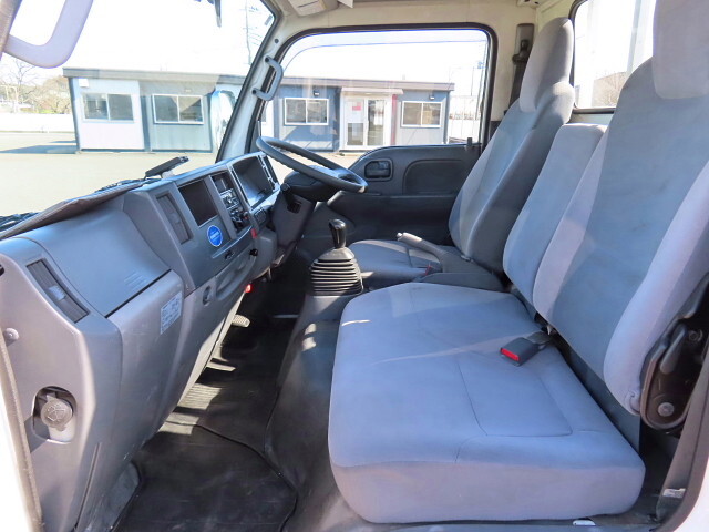 いすゞエルフ平ボディ小型（2t・3t）[写真21]