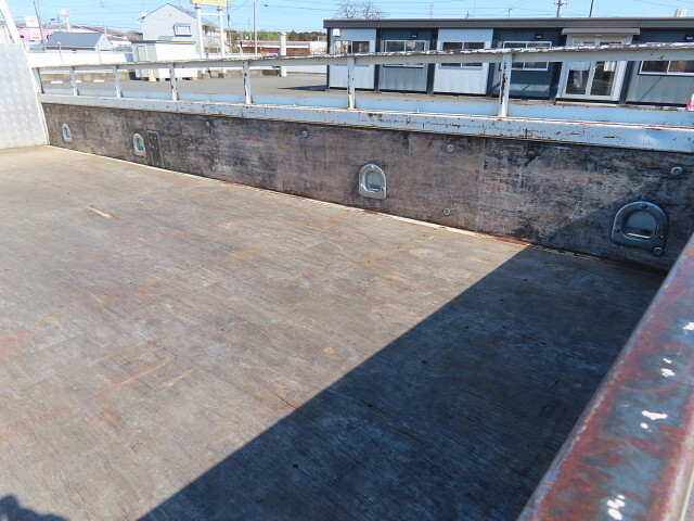 いすゞエルフ平ボディ小型（2t・3t）[写真34]