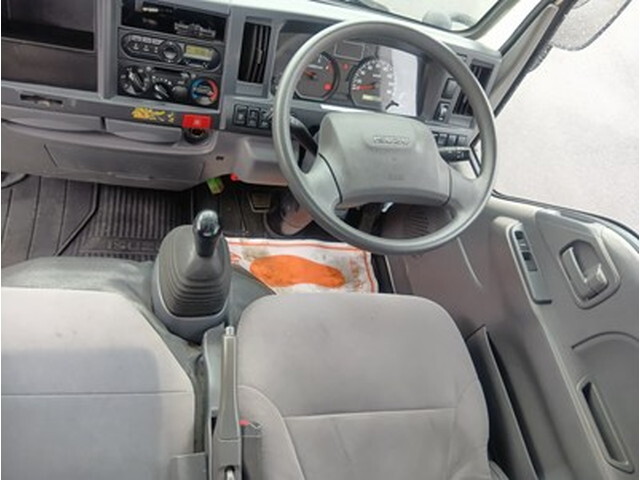 いすゞエルフ平ボディ小型（2t・3t）[写真21]