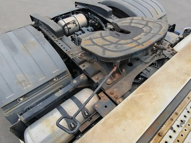 日野プロフィアトレーラーヘッド（トラクターヘッド）大型（10t）[写真07]