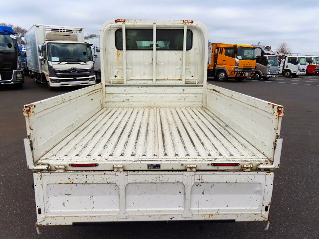 トヨタトヨエースダブルキャブ（Wキャブ）小型（2t・3t）[写真06]