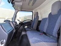 いすゞエルフ冷凍車（冷蔵車）小型（2t・3t）[写真20]