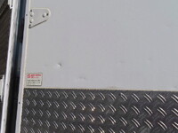 いすゞエルフ冷凍車（冷蔵車）小型（2t・3t）[写真33]