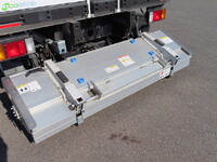 いすゞエルフ冷凍車（冷蔵車）小型（2t・3t）[写真34]