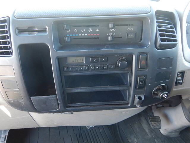 日野デュトロ高所作業車小型（2t・3t）[写真21]