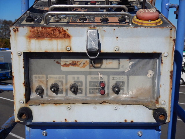 日野デュトロ高所作業車小型（2t・3t）[写真34]