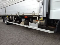 三菱ふそうファイターアルミウイング中型（4t）[写真13]