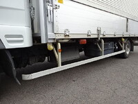 三菱ふそうファイターアルミウイング中型（4t）[写真14]