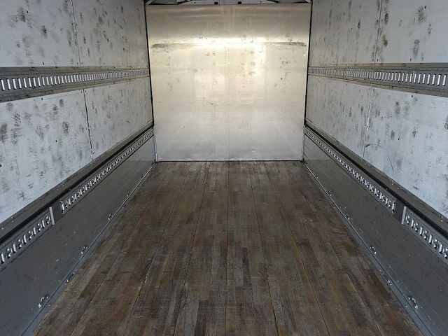 三菱ふそうファイターアルミウイング中型（4t）[写真21]