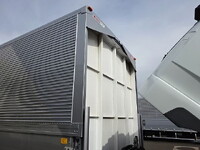 三菱ふそうファイターアルミウイング中型（4t）[写真26]