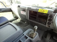 三菱ふそうファイターアルミウイング中型（4t）[写真39]