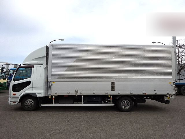 三菱ふそうファイターアルミウイング中型（4t）[写真06]